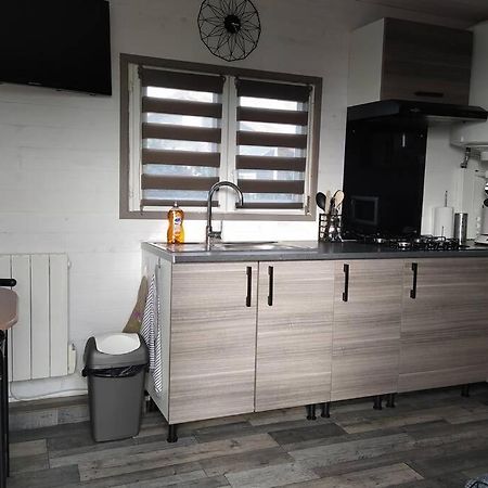 Tiny House Apartment Amecourt ภายนอก รูปภาพ